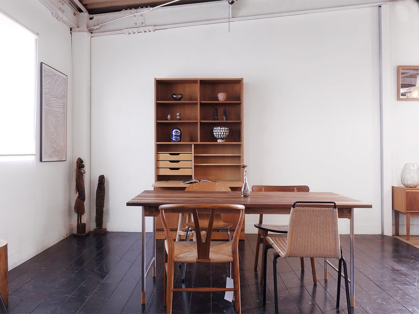 Model.40F Dining Table -NEW-