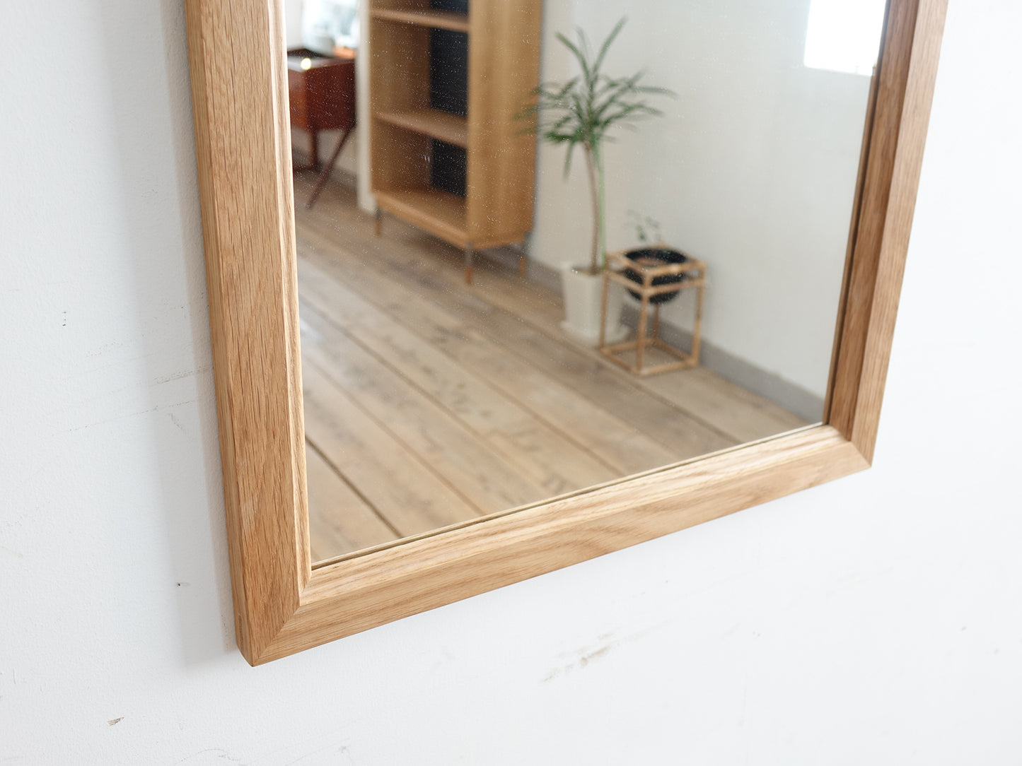 Wall Mirror VFM-02