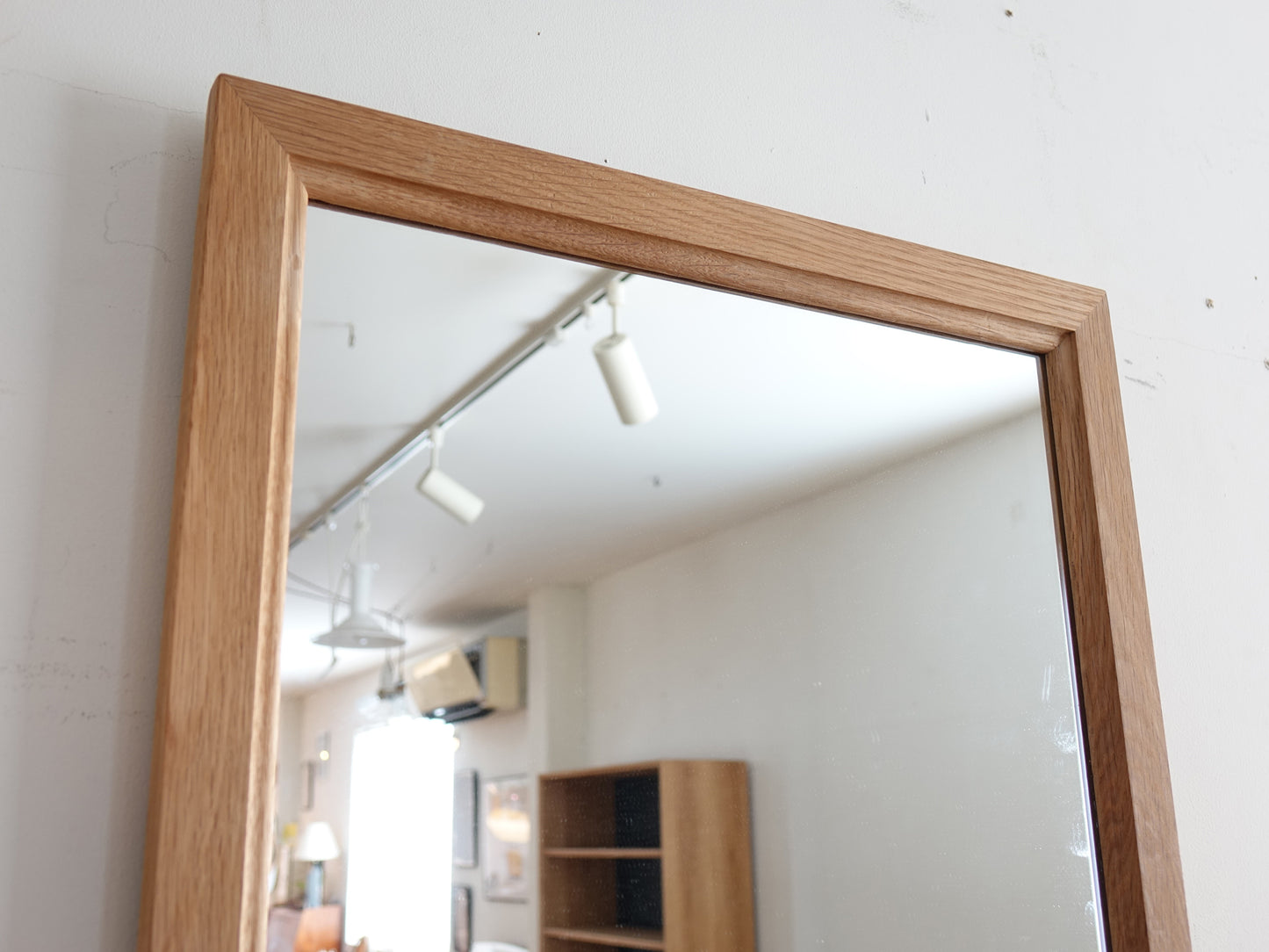 Wall Mirror VFM-02