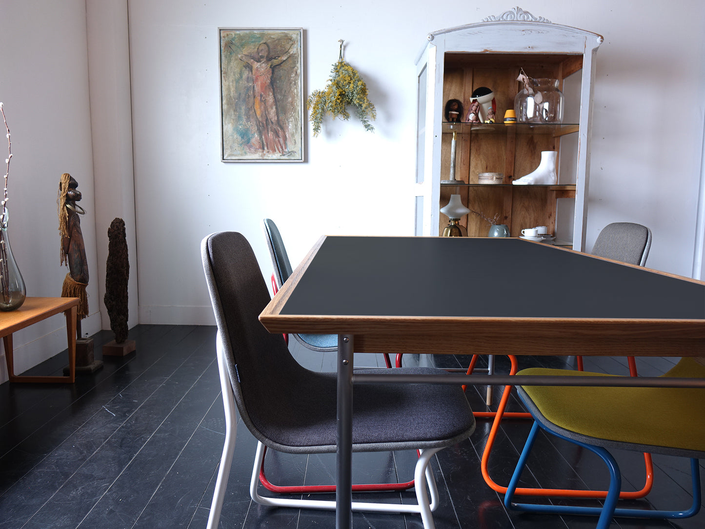 Model.24 Dining Table