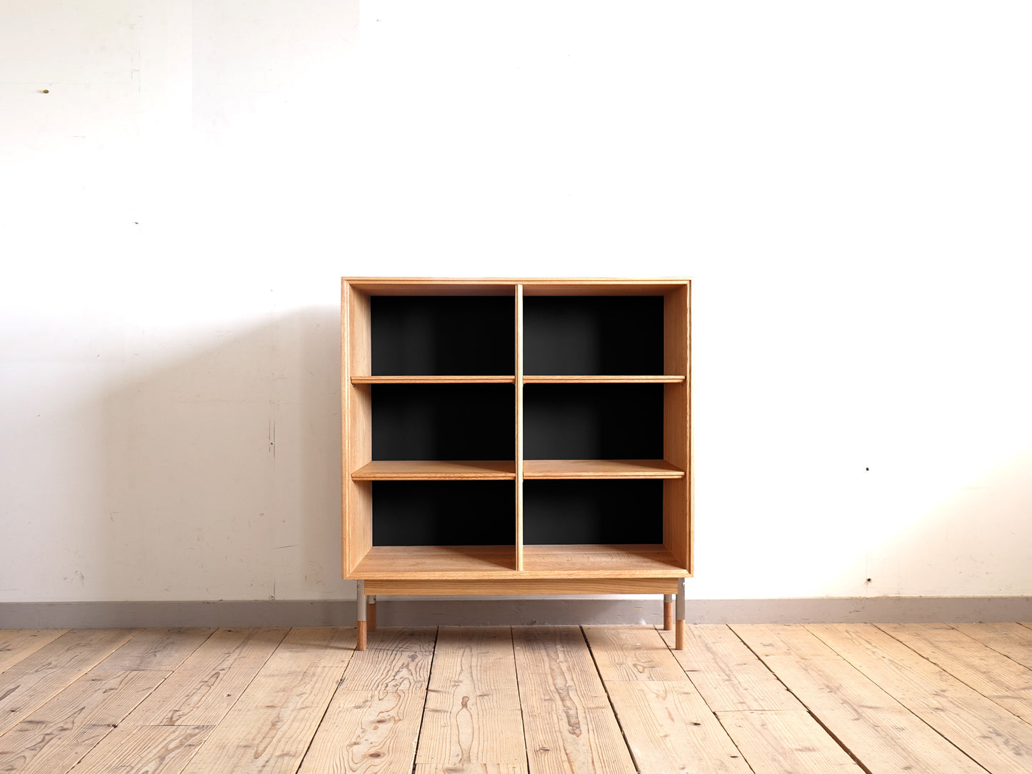 Model.36 Book Shelf Small