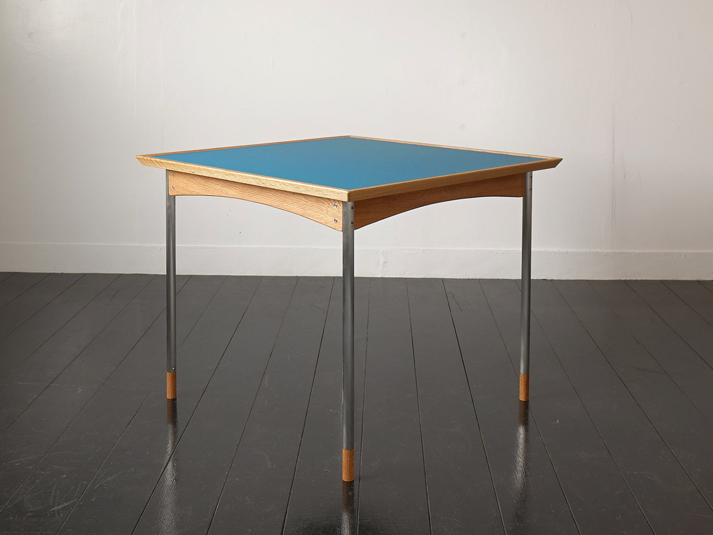 Model.71 Square Table -new-