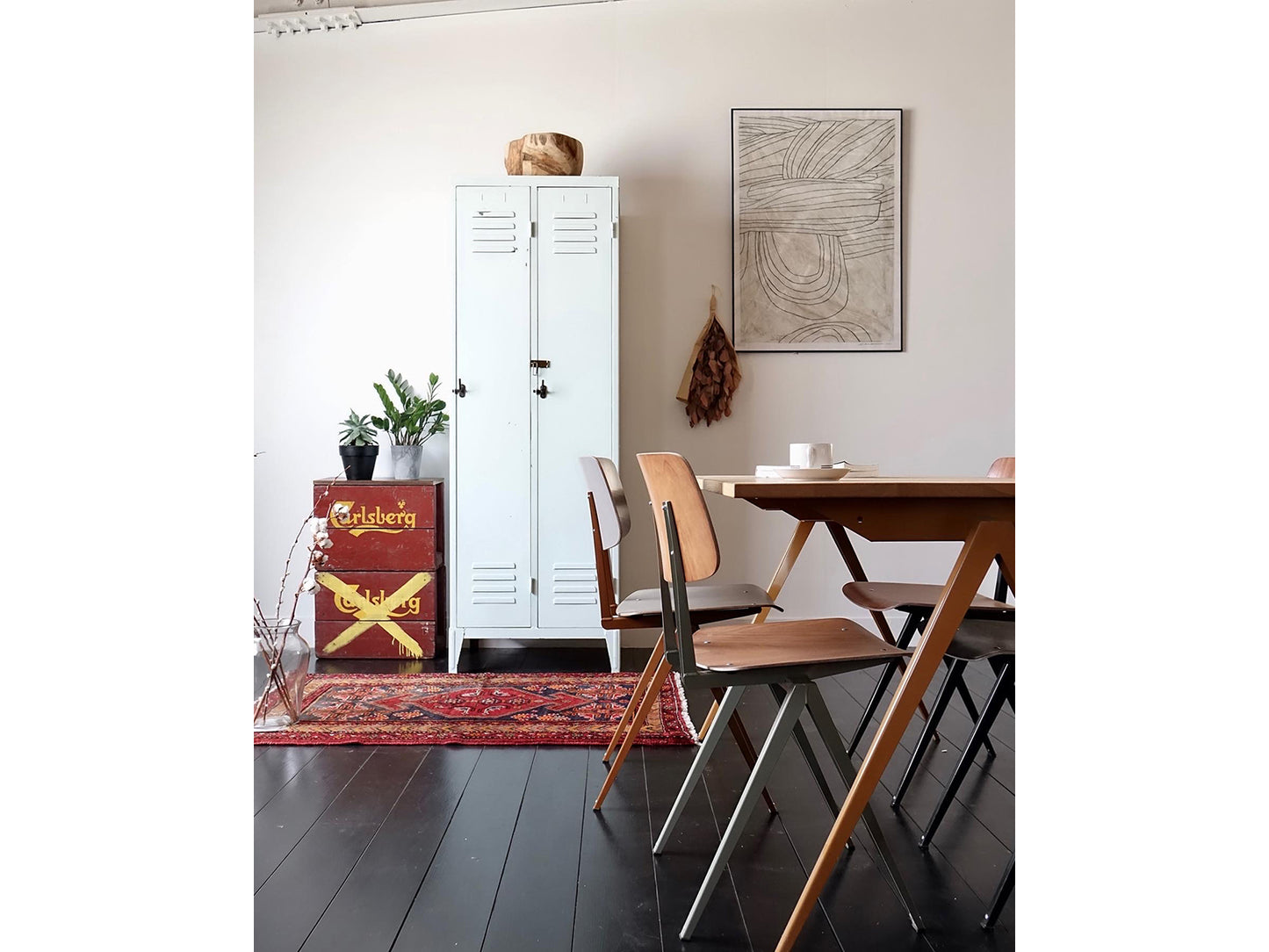Galvanitas S16 chair