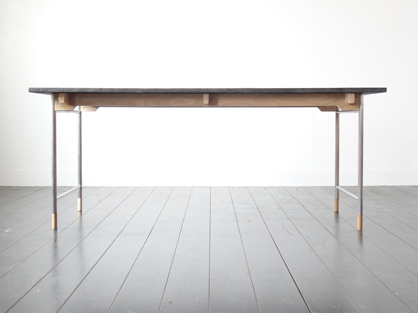 Model.41 Dining Table