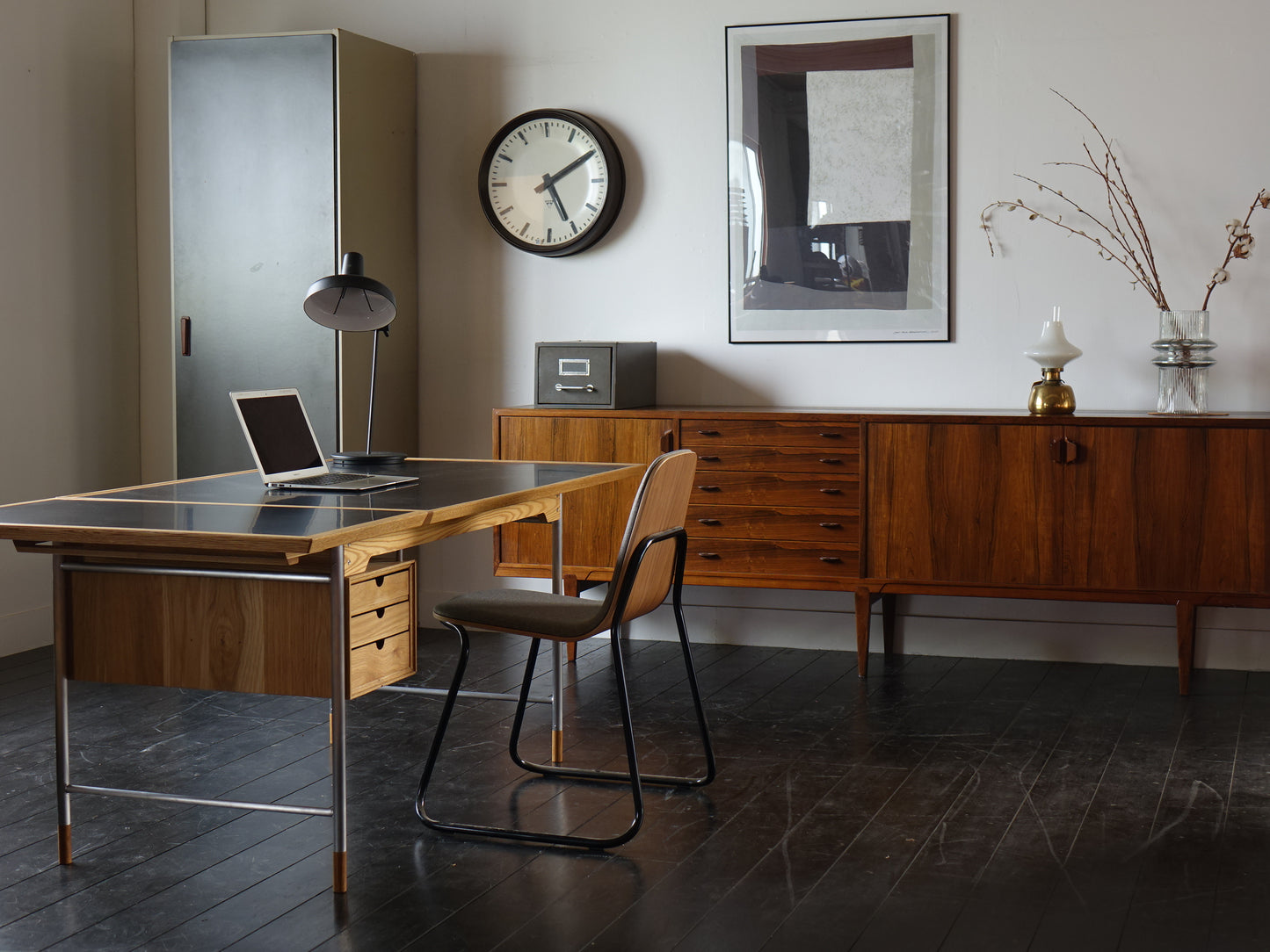 Model.26 Desk