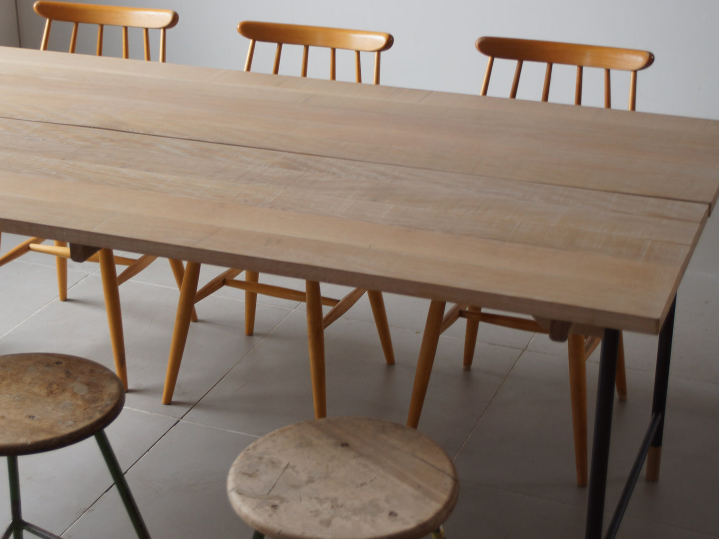 Model.40 Dining Table