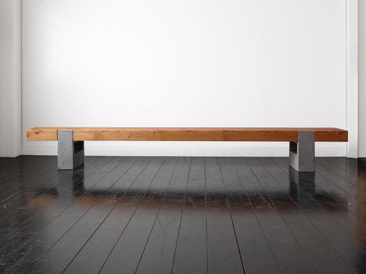 Model.82 Bench TV board