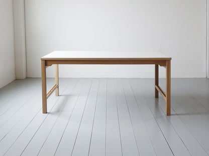 Model.44 Dining Table