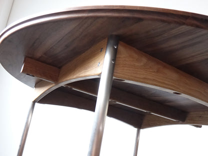 Model.74 Round Table Walnut