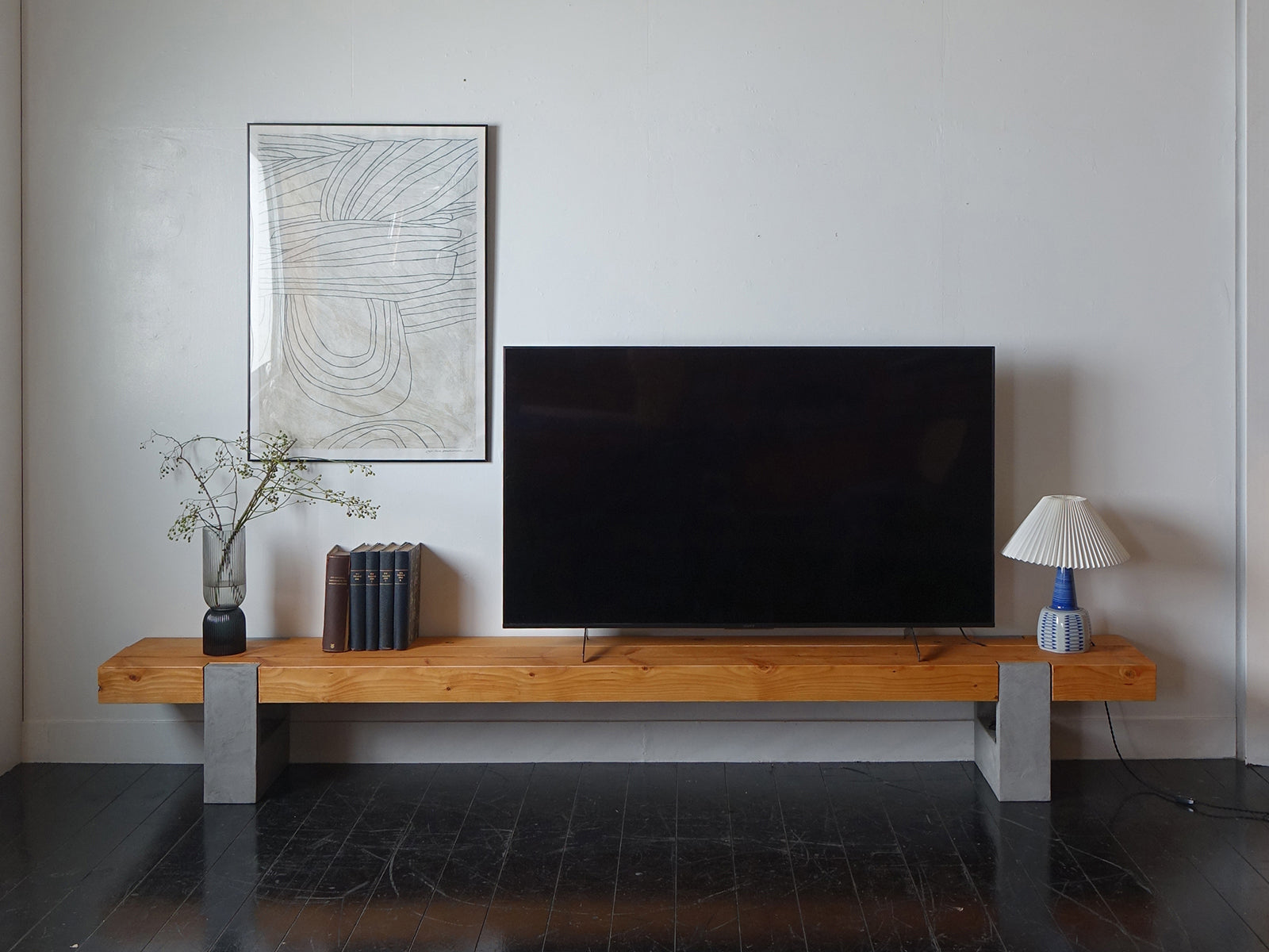 Model.82 ベンチ TV board / Veronica Furniture