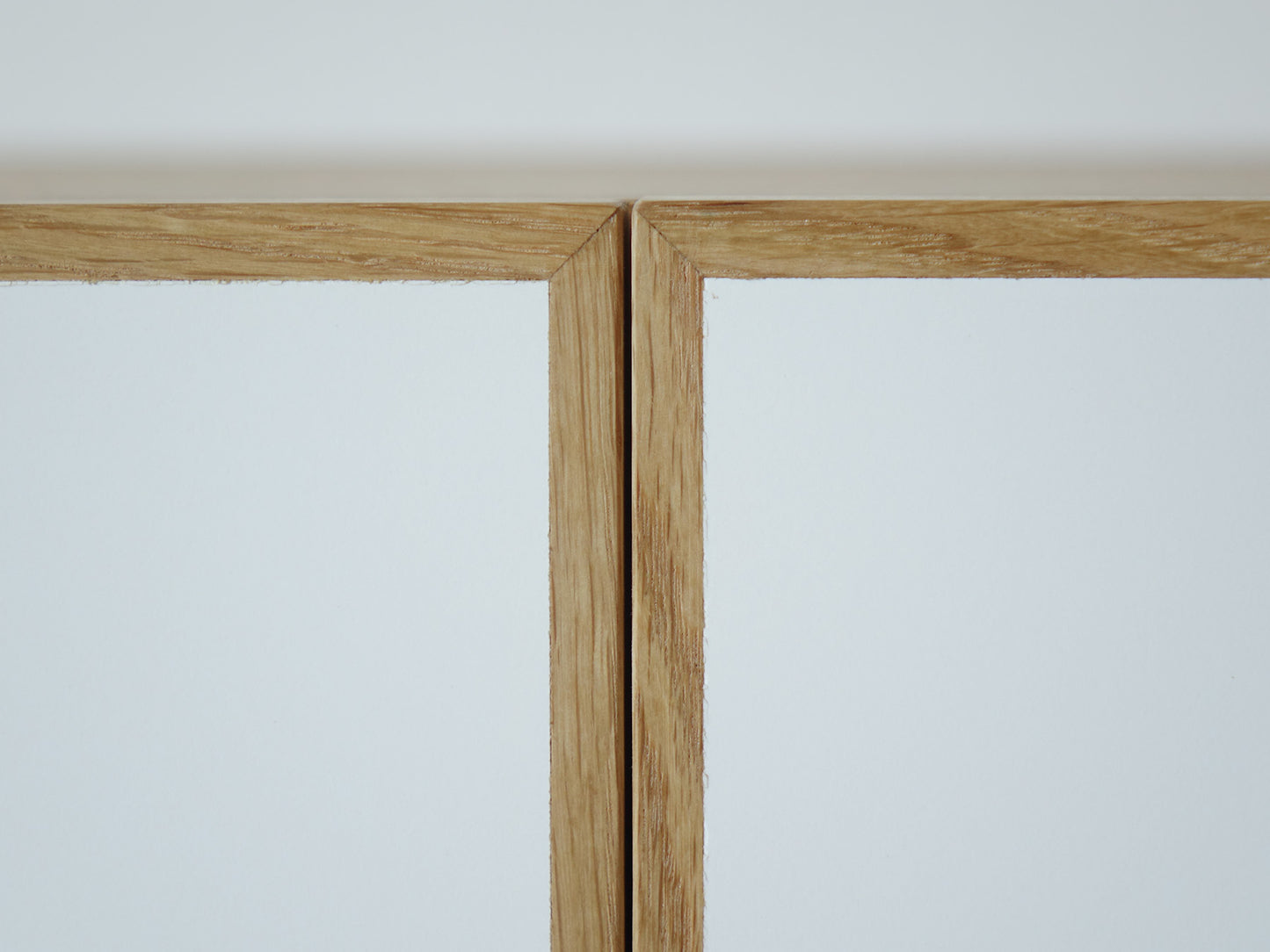 Model.33 CUPBOARD Small