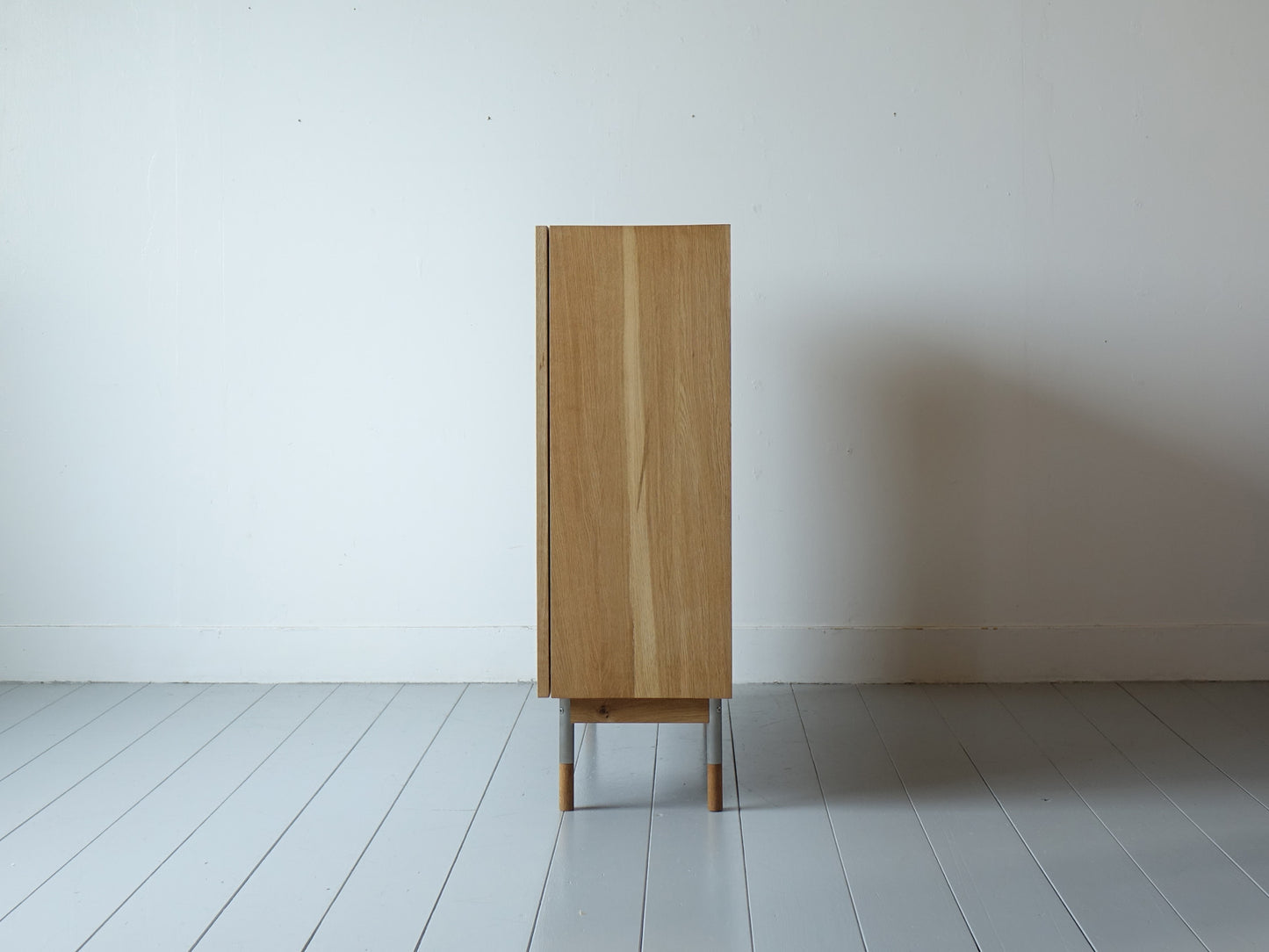 Model.33 CUPBOARD Small