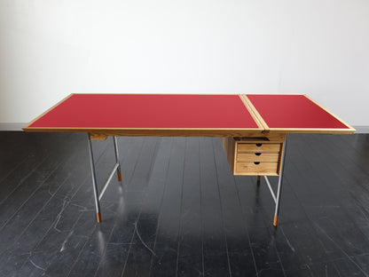 Model.26 Desk